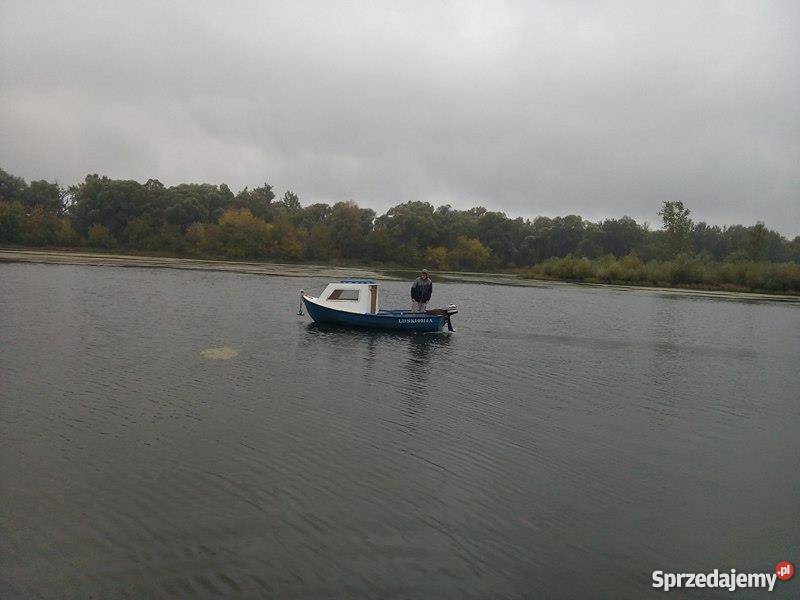 Łódź kabinowamotorowa wędkarska z przyczepą sprzedam