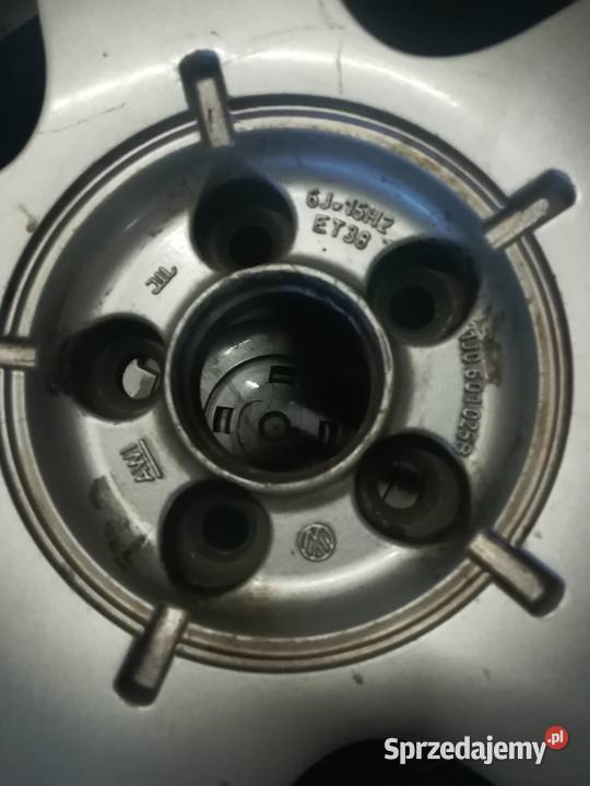 Oryginalne felgi z golfa 4 6Jx15H2 ET38 opony Olsztyn