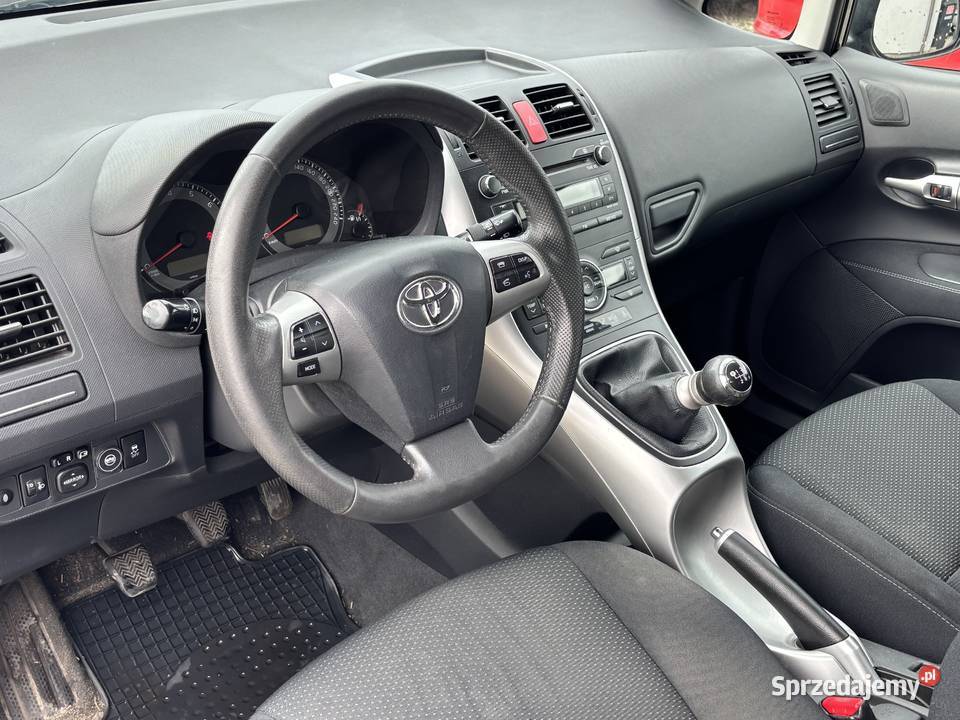 Toyota Auris światła do jazdy dziennej Auris śląskie Paniówki