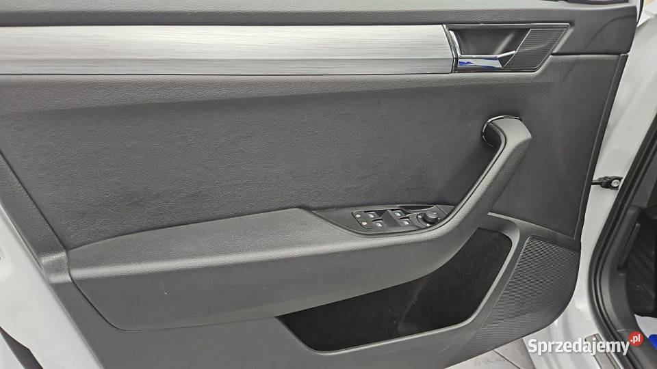 koda Superb 15 TSI Ambition DSG Z Polskiego światła do jazdy dziennej Warszawa