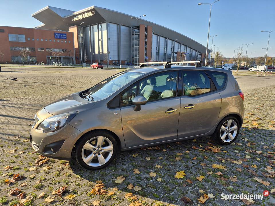 Opel Meriva B 14 T Cosmo 2011