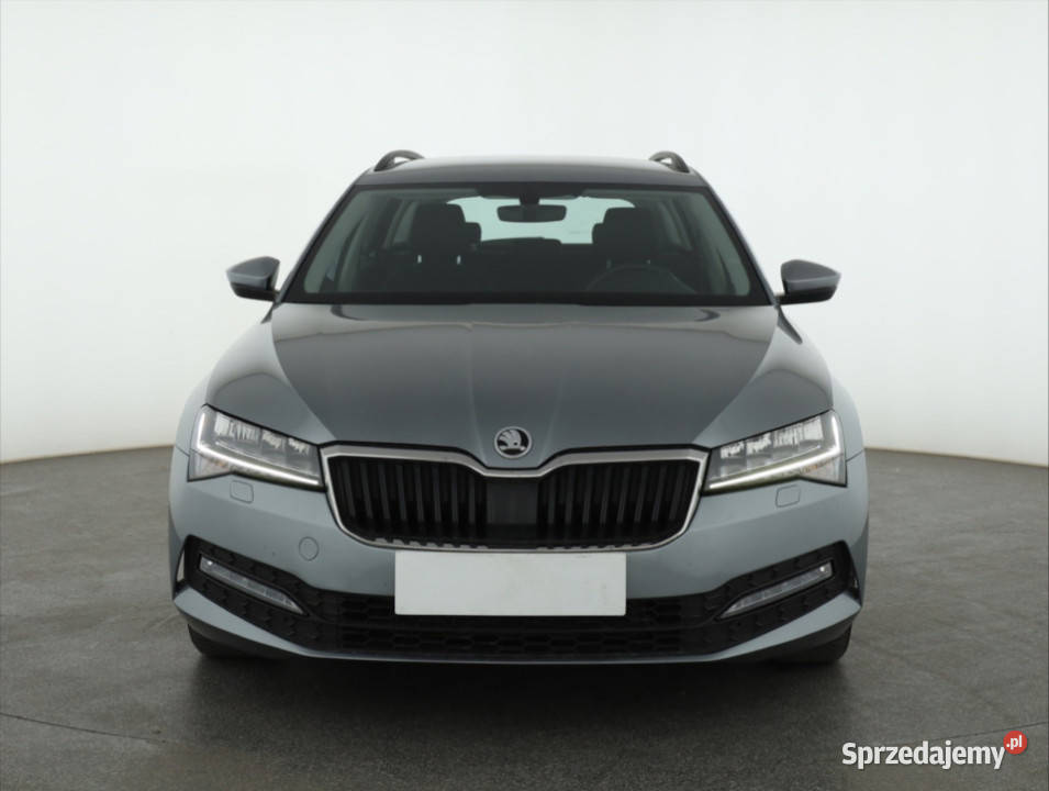 Skoda Superb 15 TSI benzyna sprzedam