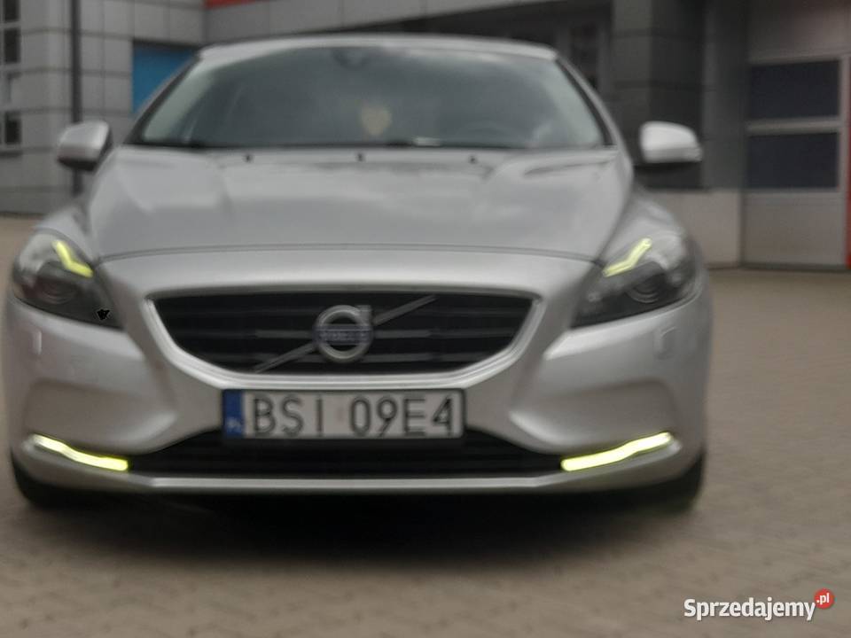 Volvo V40 T2 16 Benzyna 120 2014 przyciemniane szyby