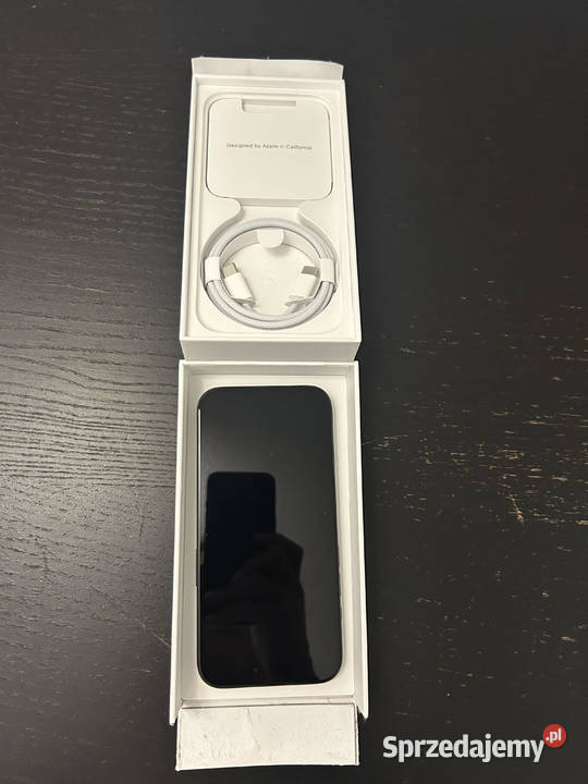 iPhone 15 Pro 256GB 5G Tytan naturalny sprzedam