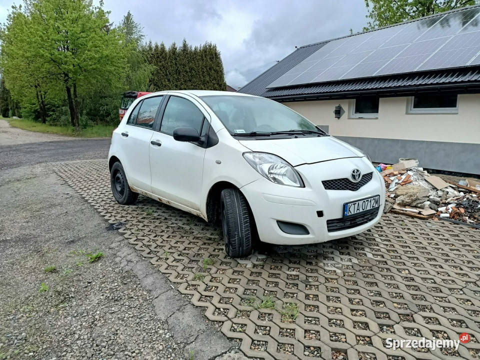 Toyota Yaris Toyota Yaris 10 09r II 20052011 biały małopolskie Tarnów