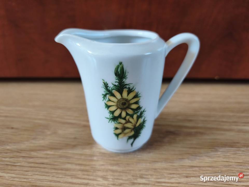3 x kolekcjonerski mlecznik porcelanowy różnych Szczyrk