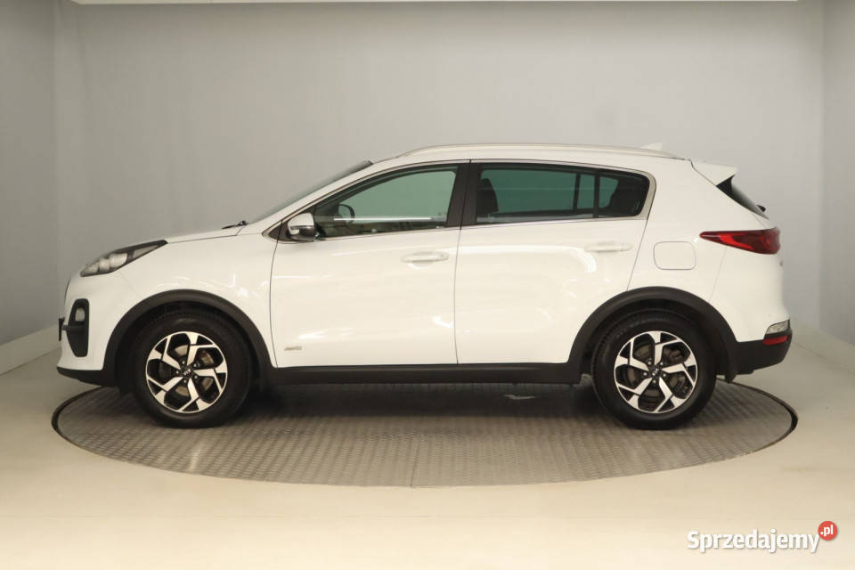 Kia Sportage 16 CRDi MHEV światła przeciwmgielne Sportage