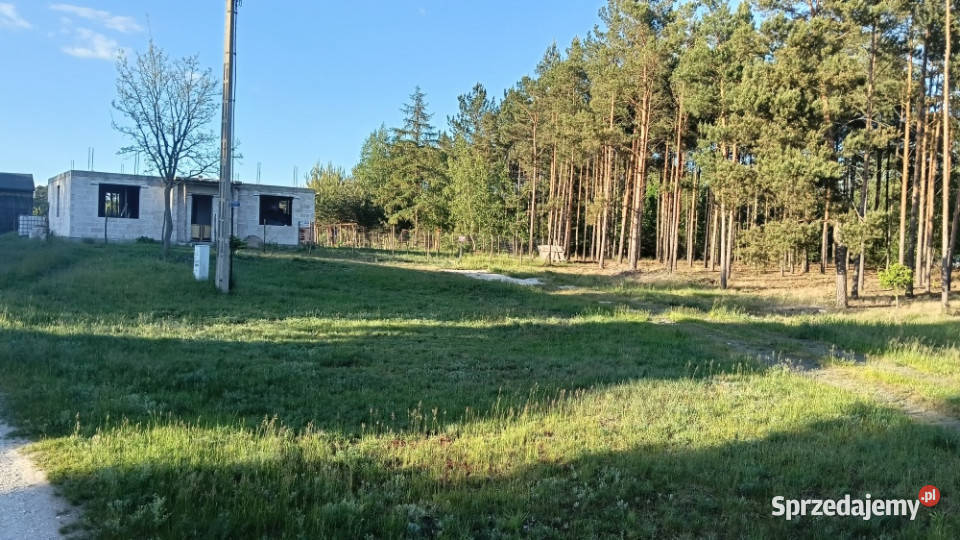Sprzedam działkę z rozpoczętą budową domu Dębniaki
