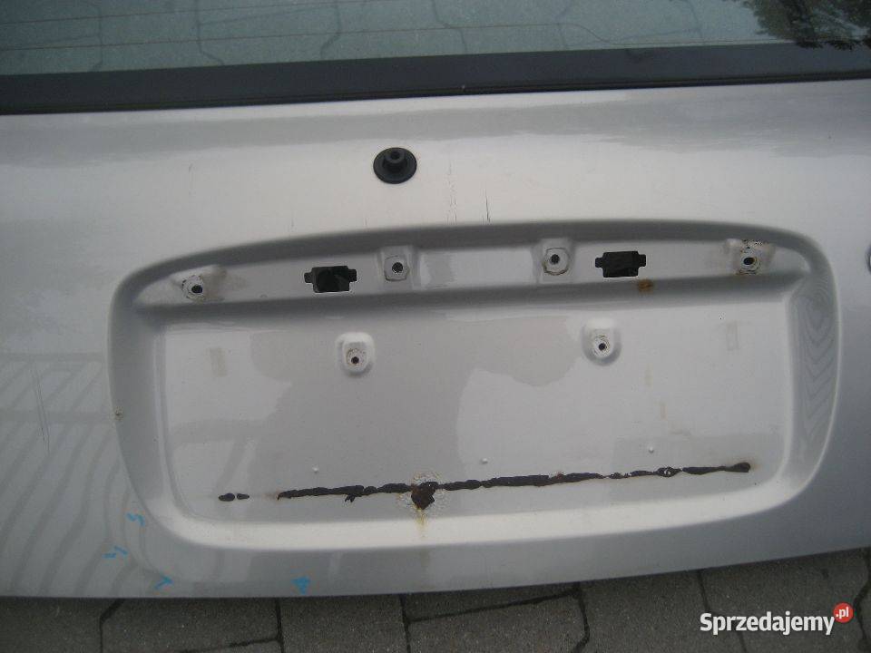 DAIHATSU SIRION 0205R KLAPA TYŁ pokrywa Klapy bagażnika Rakoniewice