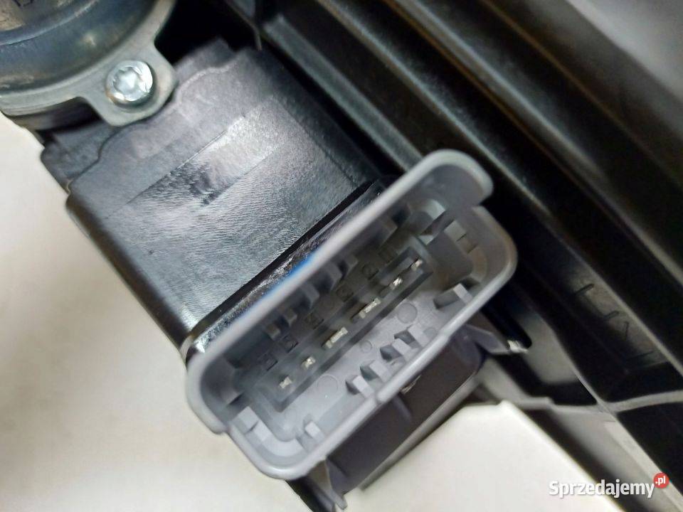 MECHANIZM PODNOŚNIK SZYB PRAWY TYŁ PEUGEOT 2008 Części samochodowe Skarżysko-Kamienna