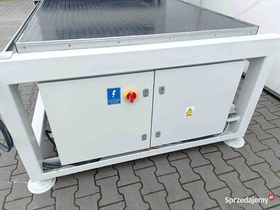 Automat polerski do lakieru frontów meblowych Produkcja Gizałki