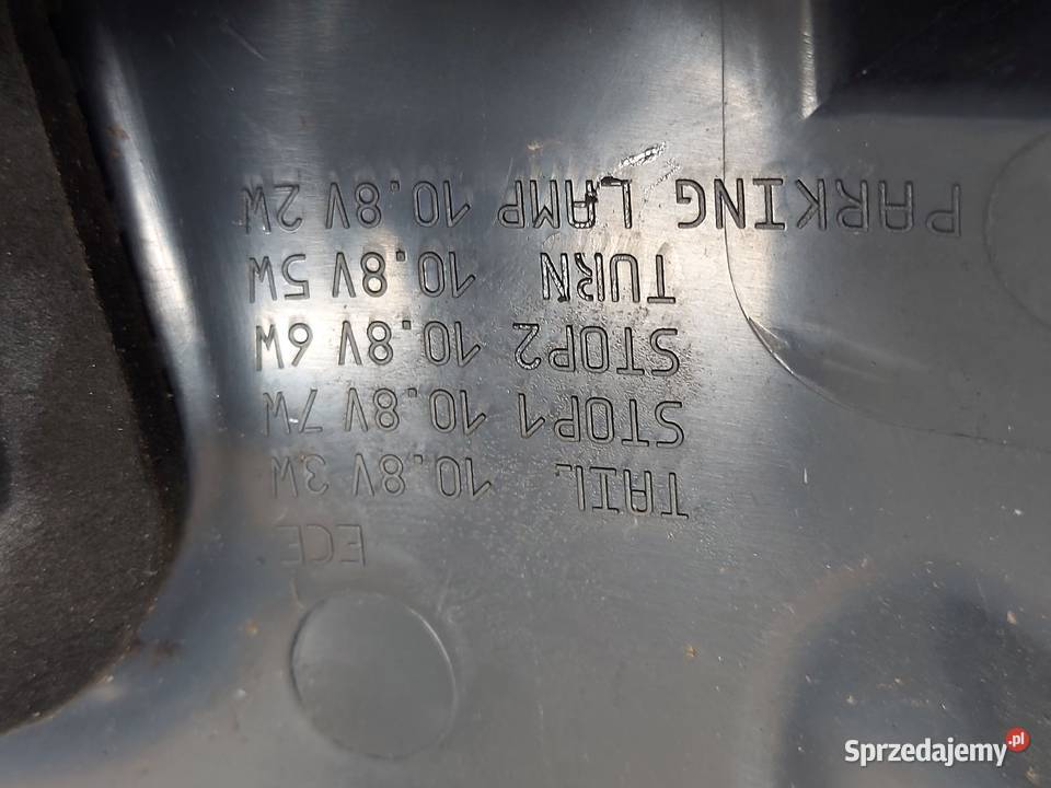BMW 6 GRAN COUPE 604D F06 30 D 12r lampa prawa osobowe Lampy tylne