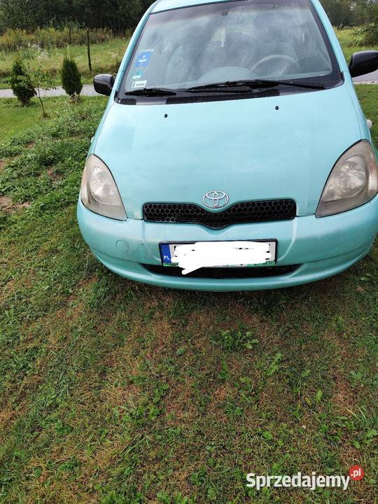 Toyota Yaris 10 benzyna 1999 r małopolskie Tarnów