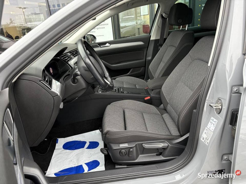 Volkswagen Passat 2023r Warszawa
