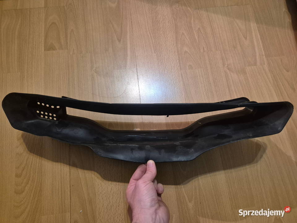 Renault Clio IV kierownica powietrza wlot Kierownice powietrza Bucze