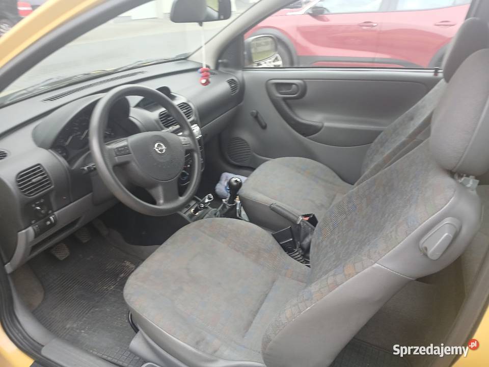 Opel Corsa 111000 przebiegu Hatchback