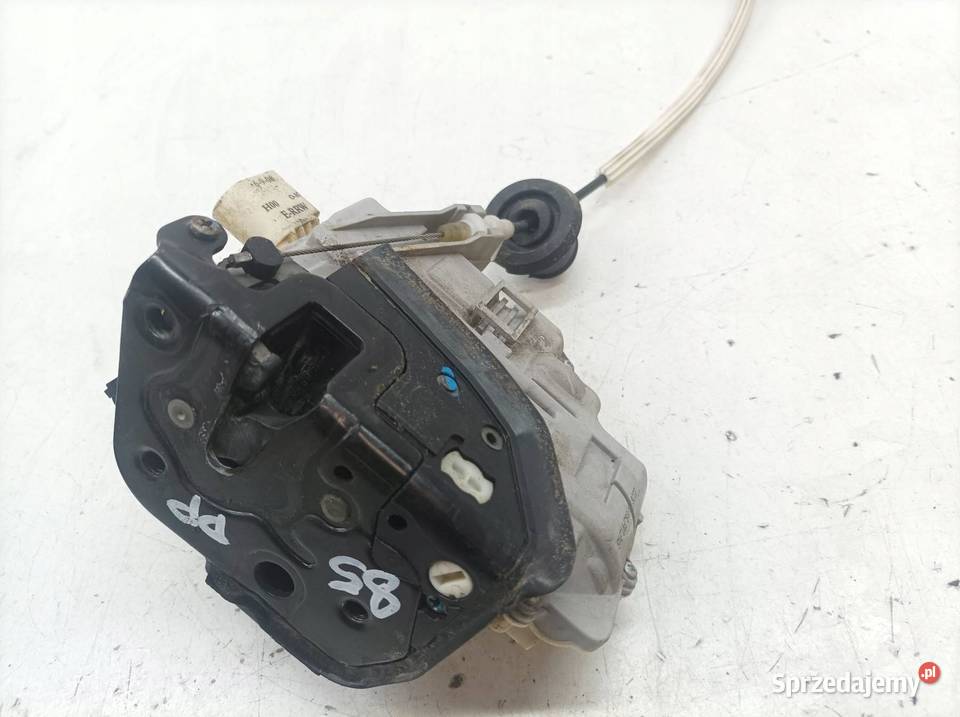 ZAMEK DRZWI PRAWY PRZÓD EU 4F1837016 Audi A6 III