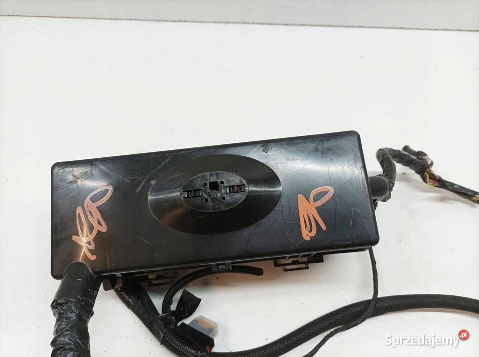 SKRZYNKA BEZPIECZNIKÓW 68384032AE 57 B 378 Dodge