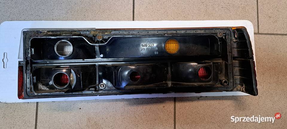 Lampa tylna lewa Audi 80 B2 przedlift pomorskie