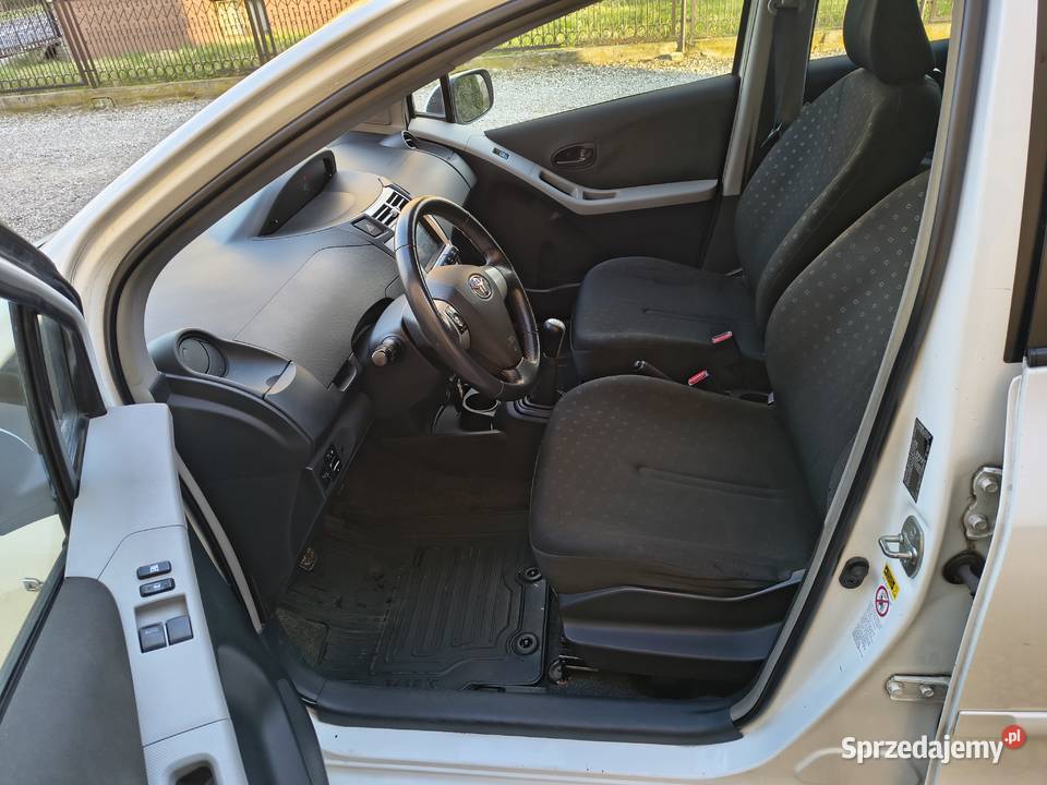 TOYOTA YARIS mazowieckie Magnuszew sprzedam