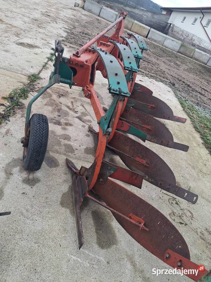 Pług Kverneland 4 skibowy na resorze 16 zagonowy Rutka-Tartak