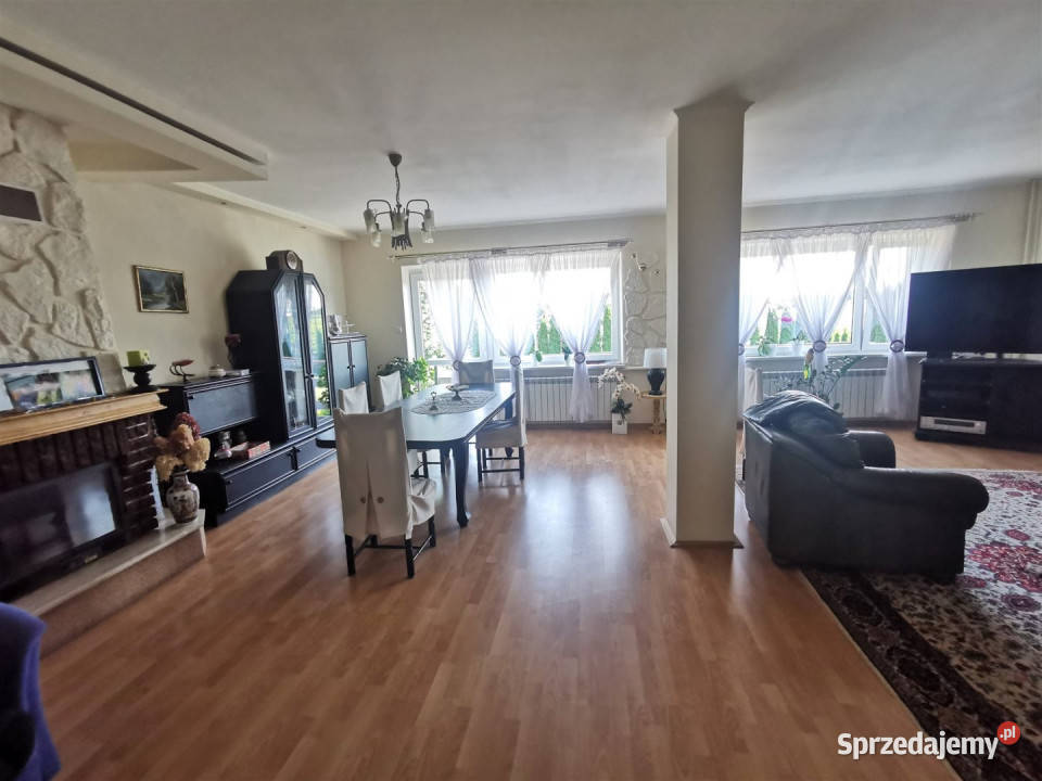 Dom wolnostojący 380m2 Wójcice sprzedam