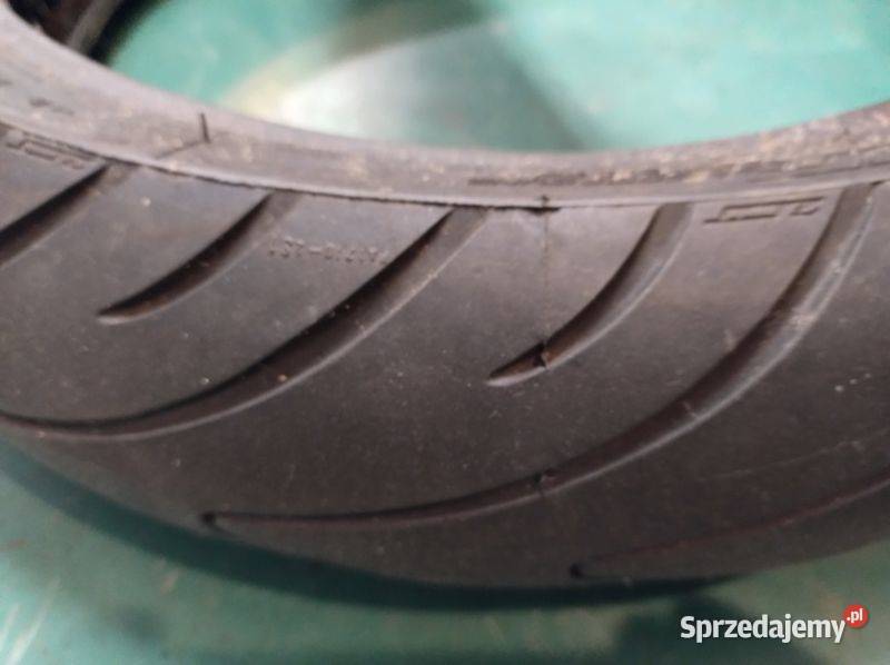 Opony 2 przód motor michelin 12070 zr 17