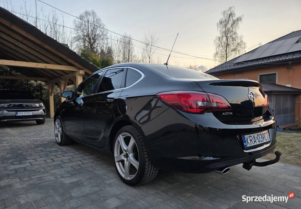 Opel Astra j 14 turbo LPG sedan 2017 r Olkusz
