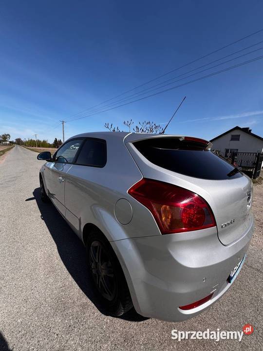 Kia proCeed