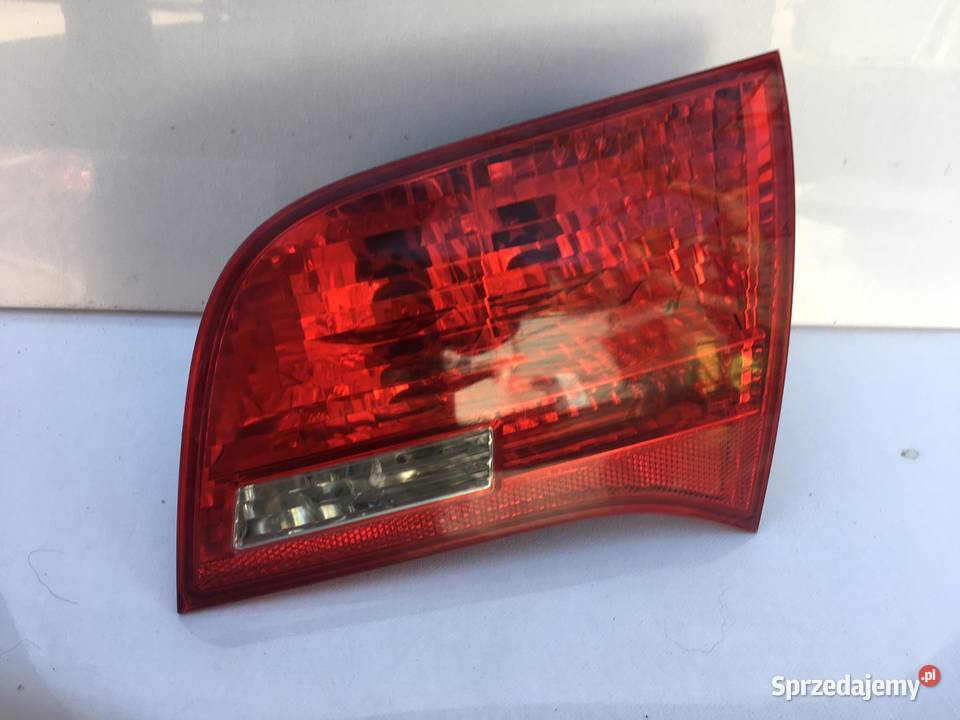 AUDI A6 PRAWA LAMPA W KLAPĘ KOMBI Ostroróg sprzedam