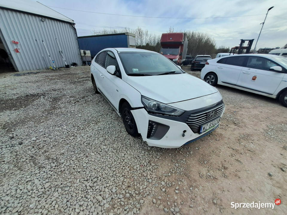 Hyundai IONIQ
