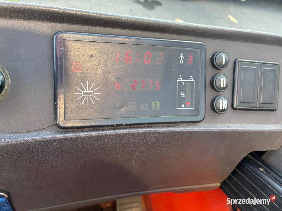 WÓZEK ELEKTRYCZNY WIDLAK BT MODEL RR B2 łódzkie Starowa Góra sprzedam