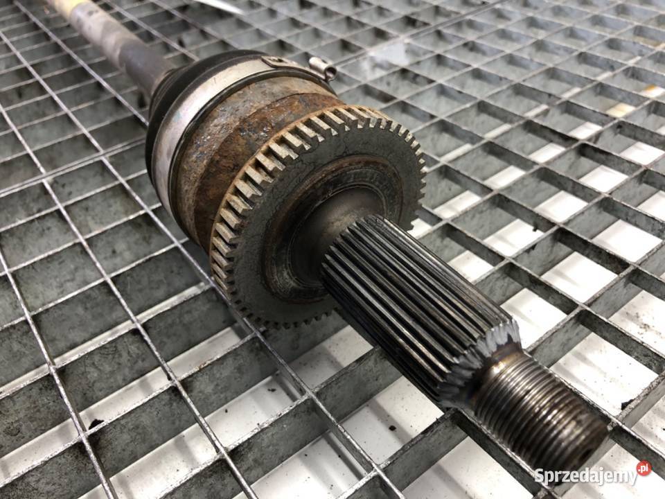 PÓŁOŚ PRAWY TYŁ HYUNDAI SANTA FE III 496012W050