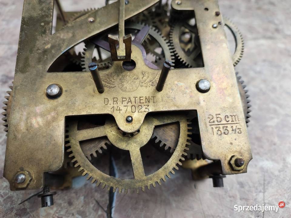 621 Mechanizm małego zegara ściennego Kienzle pomorskie Tczew sprzedam