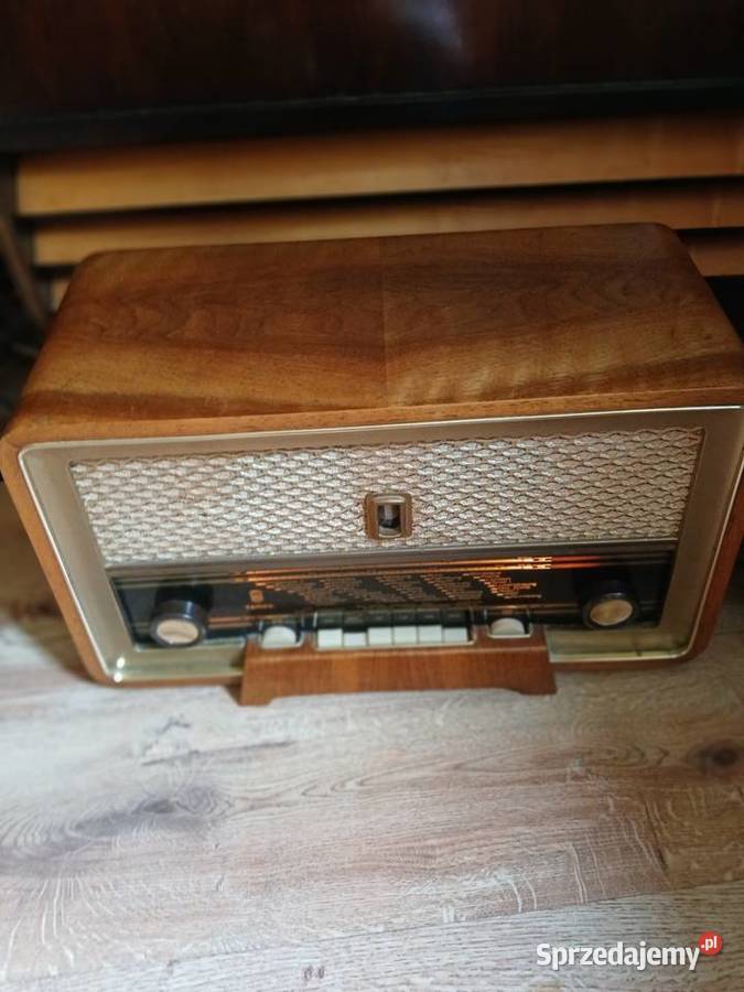 Radio lampowe firmy Minerva Amplitunery Kraków