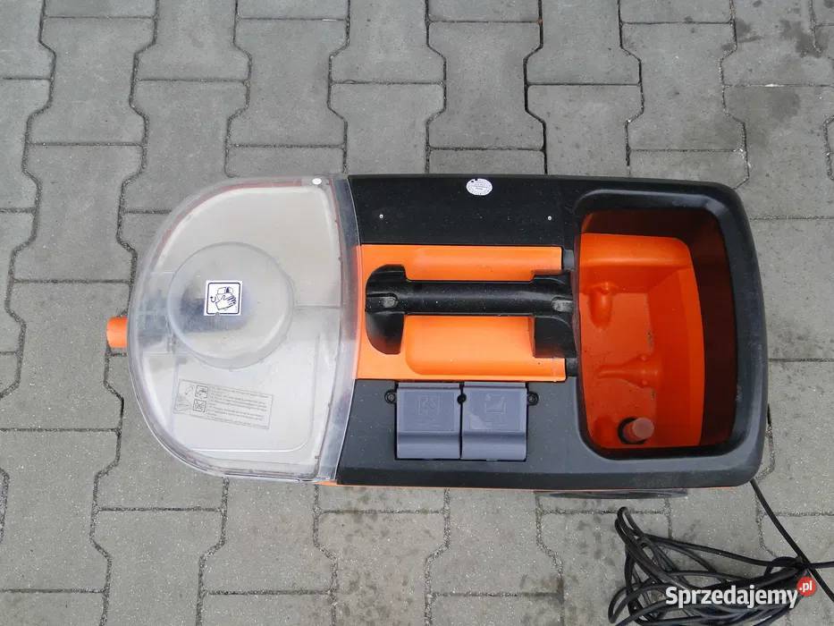 Odkurzacz Piorący KARCHER PUZZI Przemysłowy