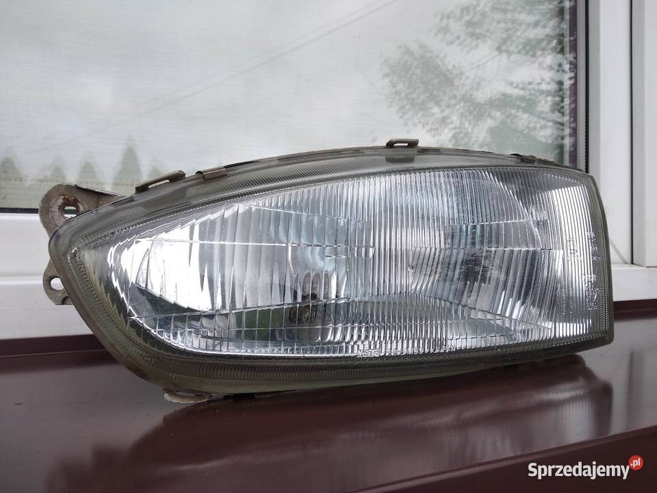 Mitsubishi Colt V CJ0 lampa przednia lewa łódzkie Sieradz
