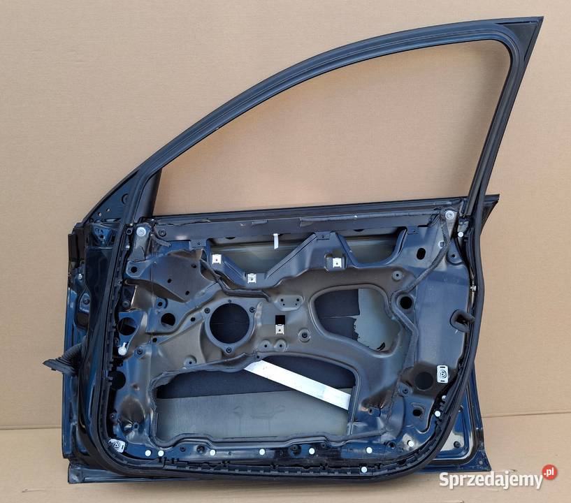 AUDI A6 C6 DRZWI PRAWY PRZÓD PRAWE PRZEDNIE Bieleń sprzedam