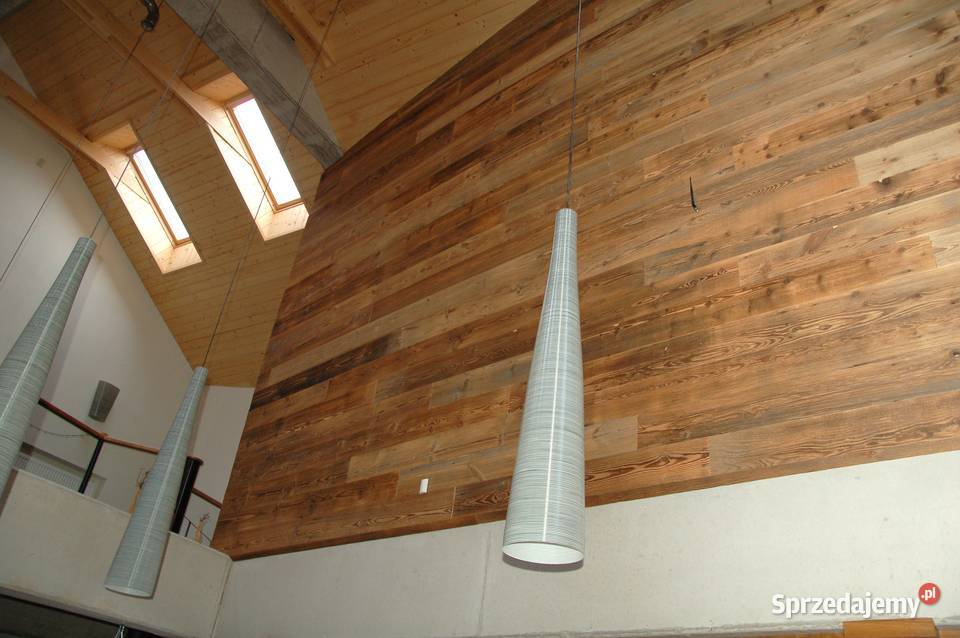 Stara deska obiciowa akcent niepowtarzalności Warszawa