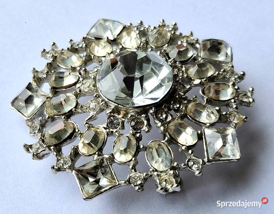 KOSTIUMOWA BROSZA VINTAGE W STYLU WIKTORIAŃSKIM