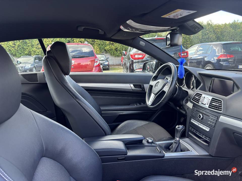 MercedesBenz klasa E GWARANCJA 105858km Paniówki