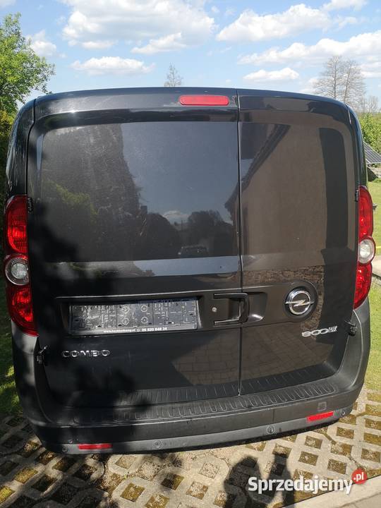 Opel Combo Van model 2016 Klimatyzacja Czujniki Opel Masłów Pierwszy sprzedam