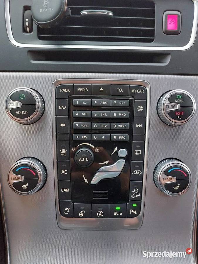 Volvo V60 Cross Country T5 AWD 2018 radio Białystok