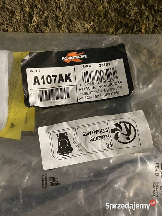Kappa A107AK Mocowanie szyby przedniej Piaggio Gryfice