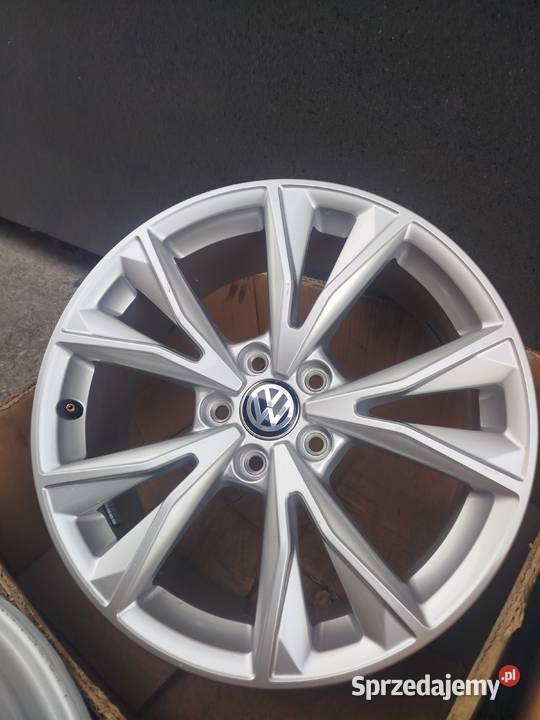 A393 Alufelgi 18 5x112 Et 43 7J Vw Tiguan TRoc aluminiowe Bąków
