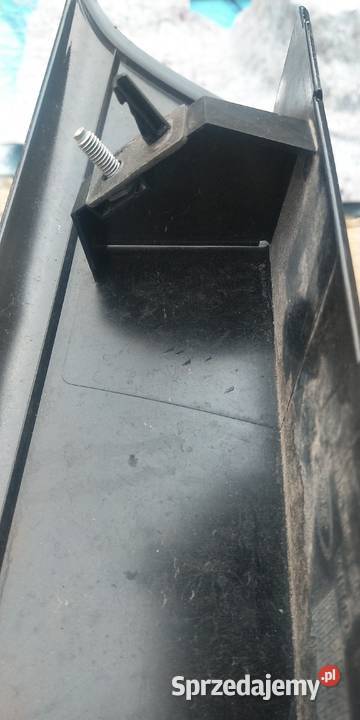 Ford Focus MK III listwa blenda pokry bagażnika osobowe łódzkie Łódź