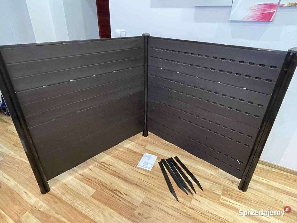 Nowa Zabudowa pojemników na śmieci tworzywo Sieradza