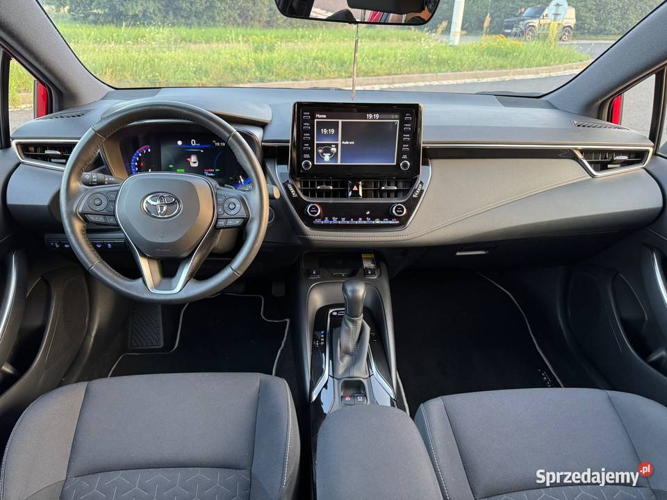 Sprzedam toyote corolle 18 hybryda Nowe Miasto nad Pilicą