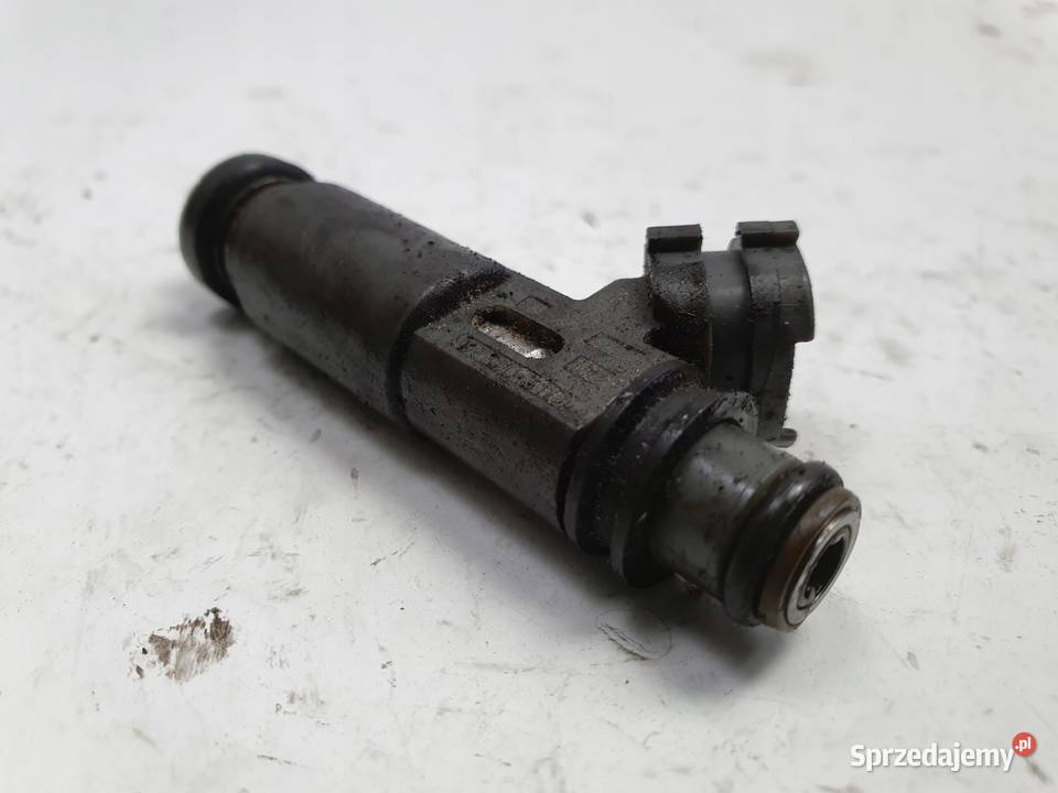 Mazda 323F 15 16V WTRYSKIWACZ wtrysk 1955003110 Chełm