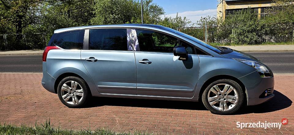 Peugeot 5008 16 156 benzyna tempomat śląskie Czeladź